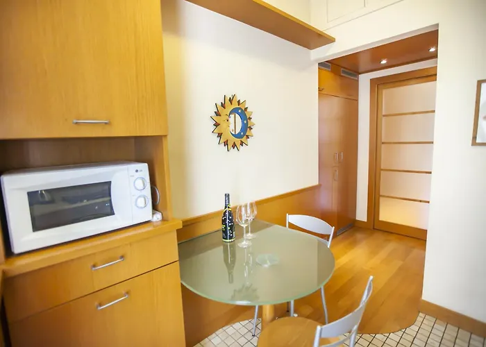 Skyline By Comorooms Appartement *