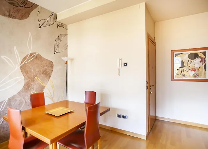 Skyline By Comorooms * Como