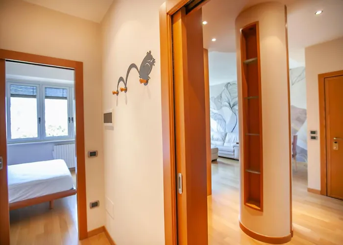 Skyline By Comorooms