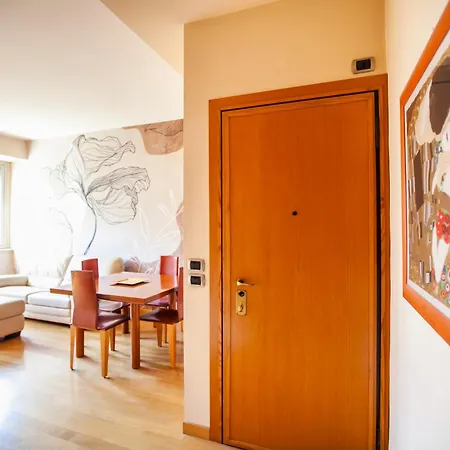 Apartamento Skyline Como