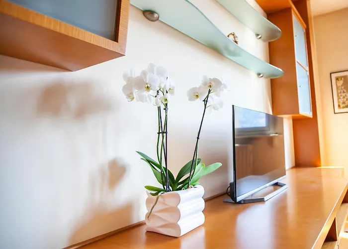 Apartamento Skyline By Comorooms Como