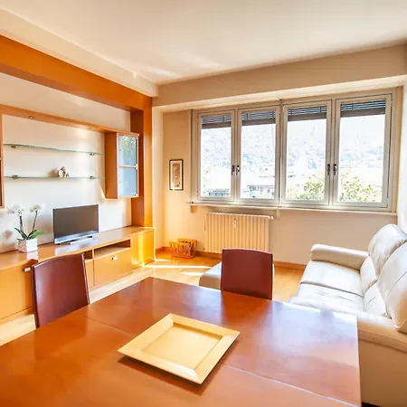 Skyline By Comorooms Apartment Como