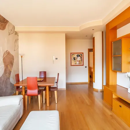 Skyline By Comorooms Como